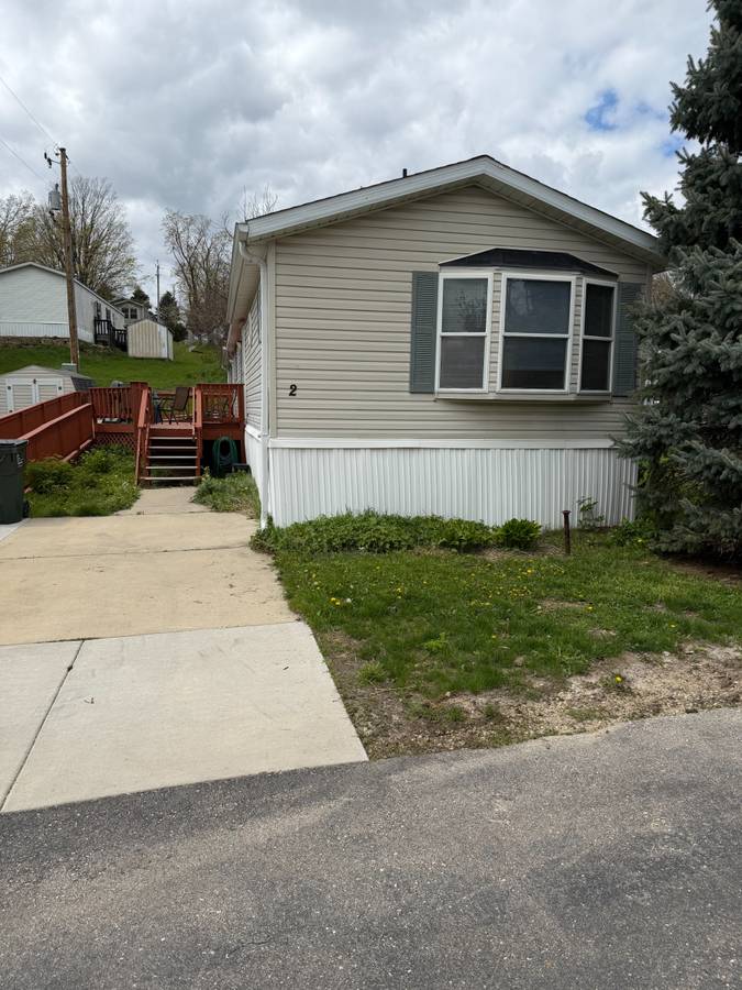 Garden Dr, Blue Mounds, WI 53517